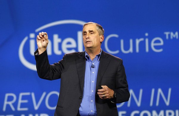 intel-curie-microchip-puce-wearables