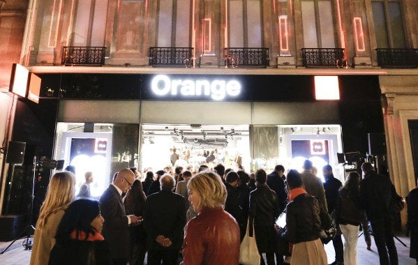 CHAMPS_ELYSEES-orange-smart-store